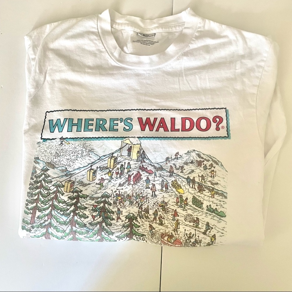 Mens where’s Waldo t shirt